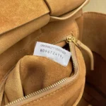 Bottega Veneta Arco 33