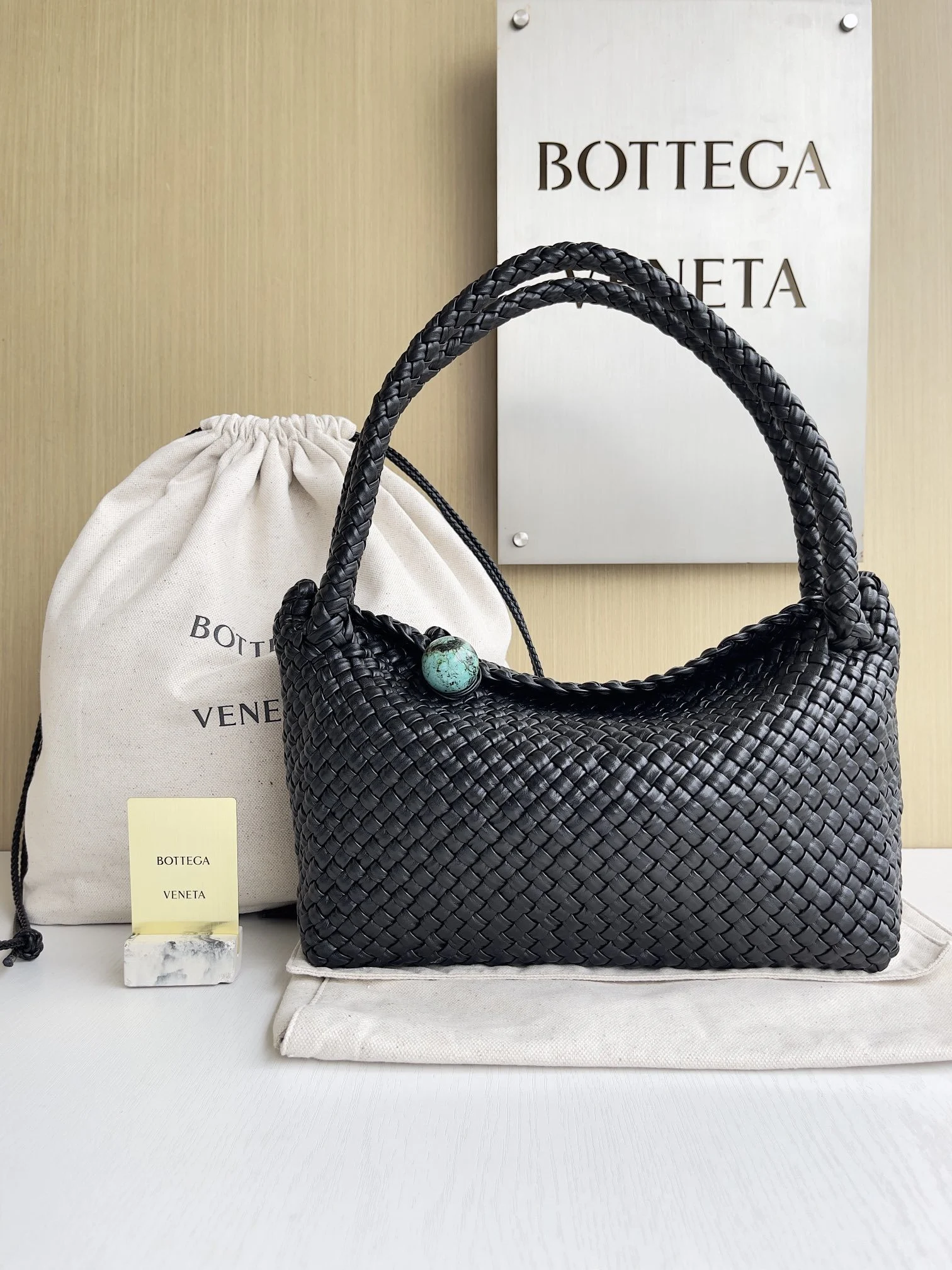 Bottega Veneta Tosca Shoulder Bag Bottega Veneta Tosca Shoulder Bag