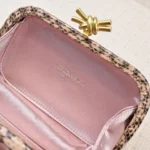 Bottega Veneta (BV) Knot