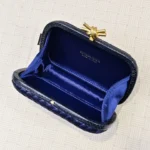 Bottega Veneta (BV) Knot