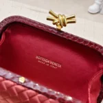 Bottega Veneta (BV) Knot