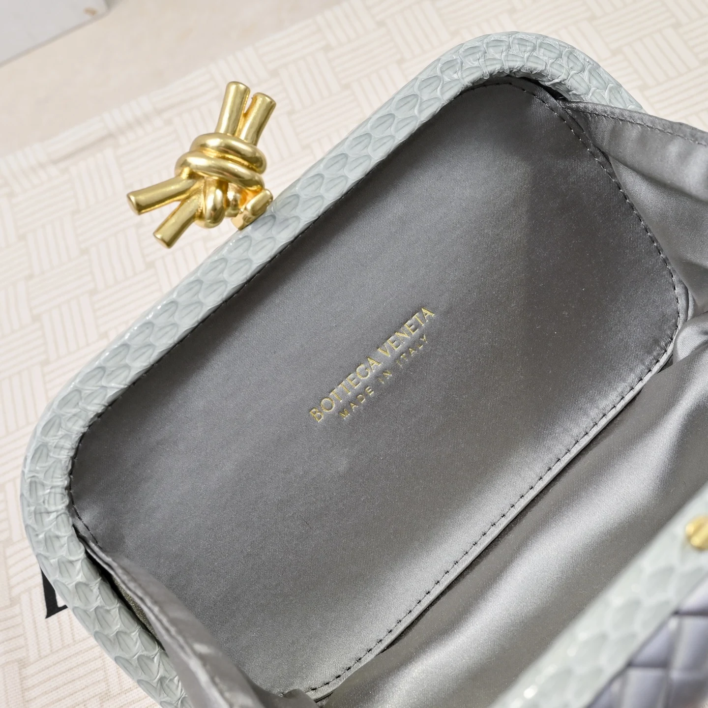 i1744289619173_336_0_7