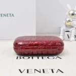 Bottega Veneta (BV) Knot