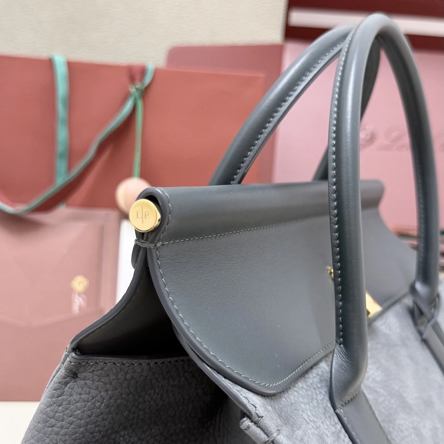 i1759230146898_928_0_4