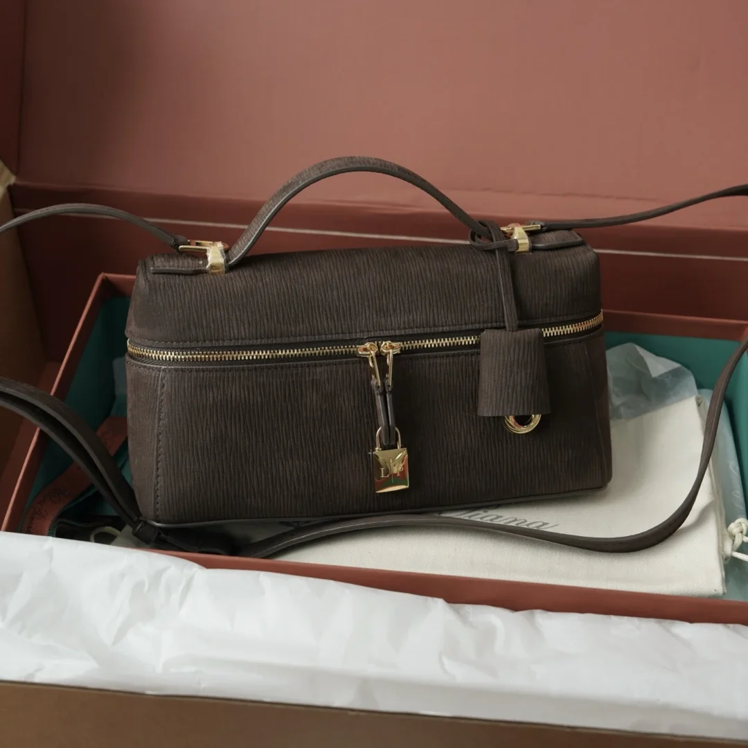 Loro Piana Extra Bag L23