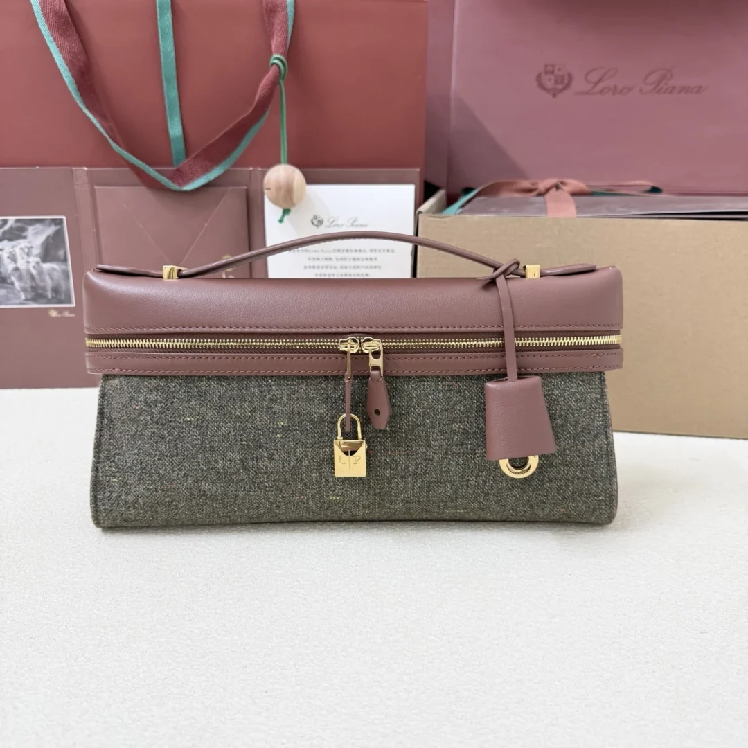 Loro Piana Extra Clutch L29